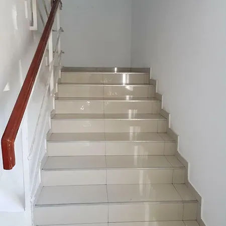 Cozy&elegant New In Apartment