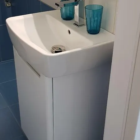 Cozy&elegant New In Appartement